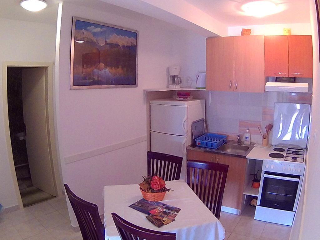 Apartments Ivana I Darko Omiš Dış mekan fotoğraf
